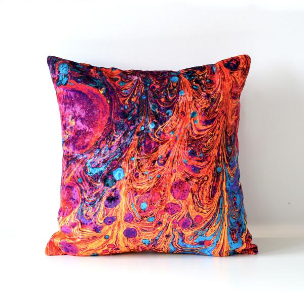 Dekoracyjna poduszka w soczystych kolorach Magma, 251264