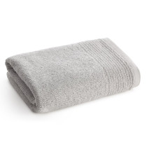 Ręcznik Lari 70x140 srebrny jasny 500 g/m2