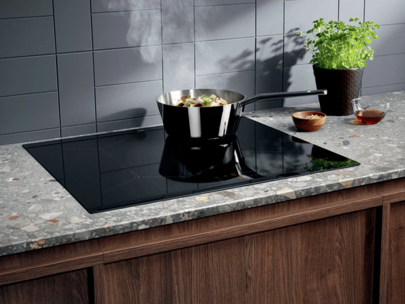 Płyta indukcyjna ELECTROLUX EIT61443B szkło czarna 4 pola, 8368586
